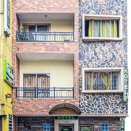 Hotel El Deportista Medellin Exterior photo